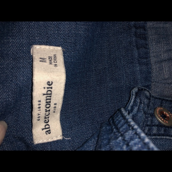 Abercrombie kids jean shorts romper - Picture 3 of 3